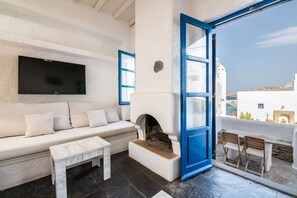 Outdoor dining - Beautiful Townhouse in Mykonos Town (Mikonos)