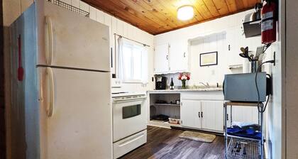 Premium Amenities Included! Cabin 8 - POV Resort