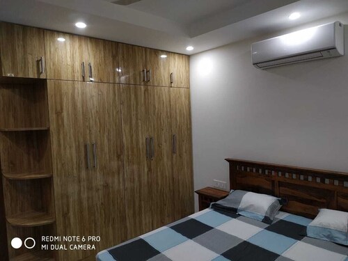 Fully Furnished 3BHK service apartment
