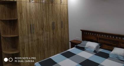 Fully Furnished 3BHK service apartment