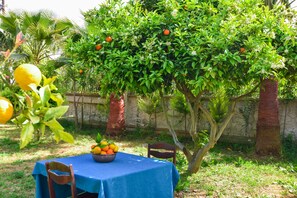 Outdoor dining - Life and city stress at your home in the Land of Lykia. (Fethiye)