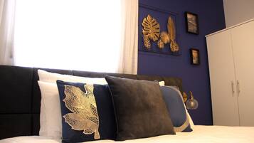 2 slaapkamers, een bureau, geluiddichte muren