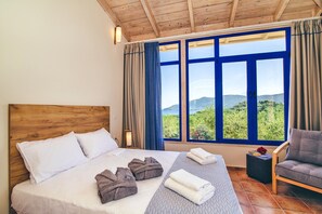 Villa | 3 Schlafzimmer, hochwertige Bettwaren, Zimmersafe, Verdunkelungsvorhänge