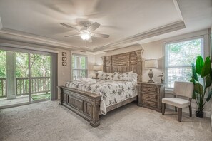 6 bedrooms, iron/ironing board, travel cot, free WiFi