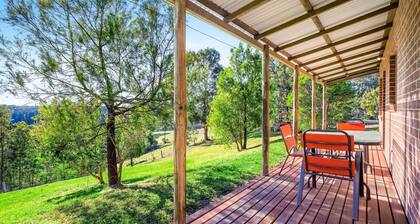 Braeside Cabin Two - Alphitonia