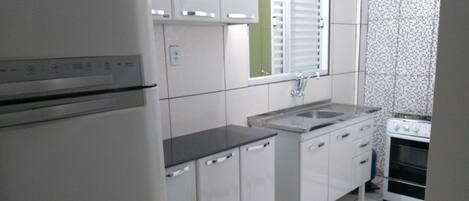 Fridge, oven, stovetop, toaster