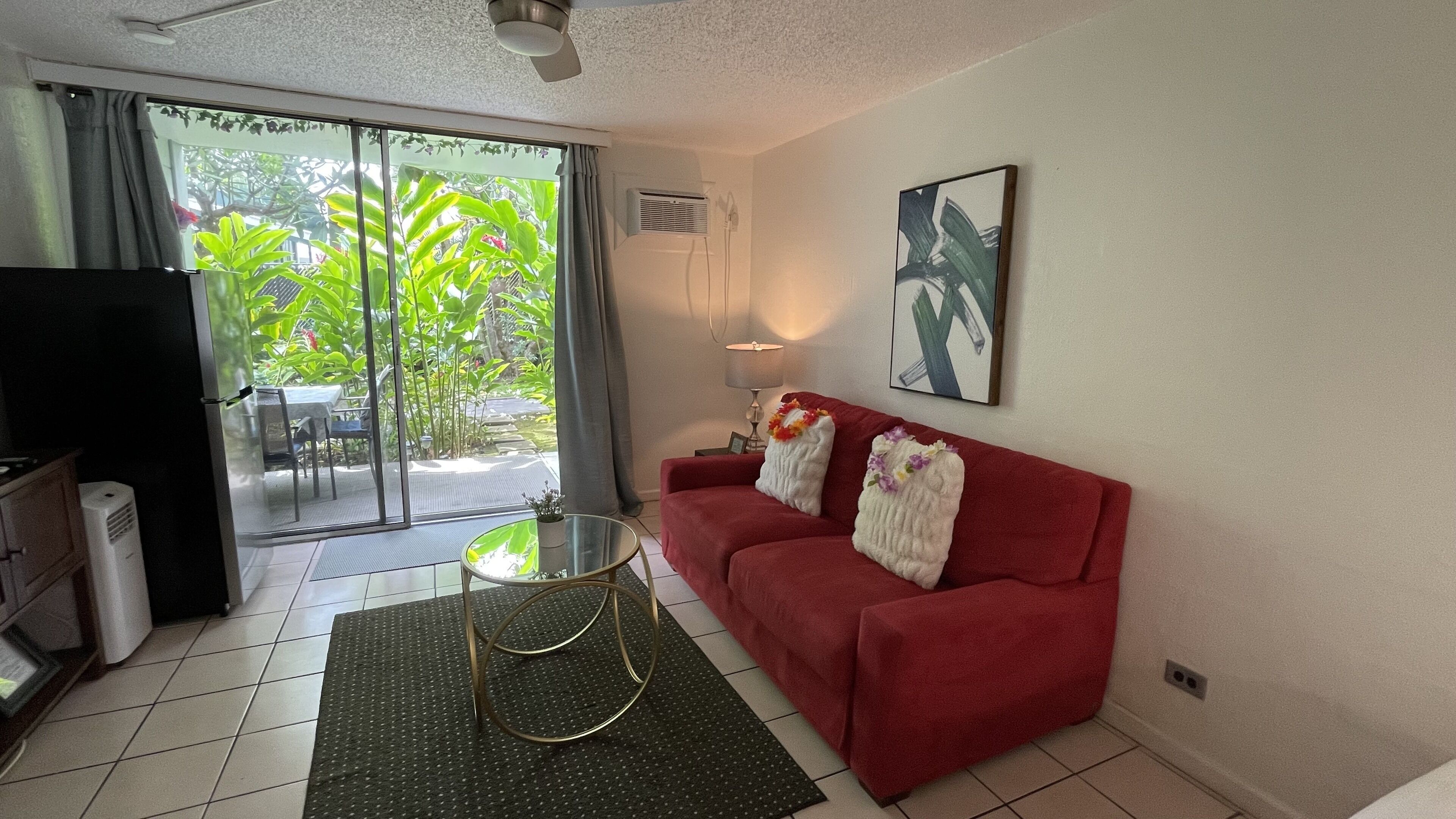 BEACH FRONT STUDIO!!  Perfect Location!!!