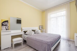 1 bedroom, WiFi - Apartment near sea!! (Kyivsky Raion)