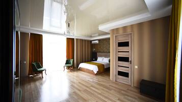 26 Schlafzimmer, Schreibtisch, kostenloses WLAN, Bettwäsche