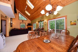 Interior - Bearadise Lodge - Close to Beaches & Skiing, Minutes from N. Conway, NH (Madison)
