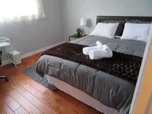 1 bedroom, iron/ironing board, WiFi, bed sheets