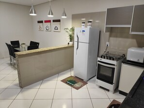 Horno y parrilla de estufa 