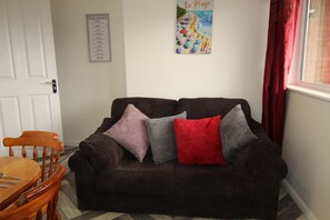 Flat-screen TV - Green Hil Apartment (Sheffield)