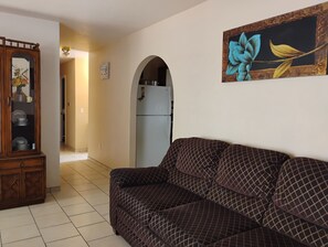 TV, computer monitors, printers - Duplex House plus Studio Near Downtown/4 beds/2 baths/Pets are Welcome  (Las Cruces)
