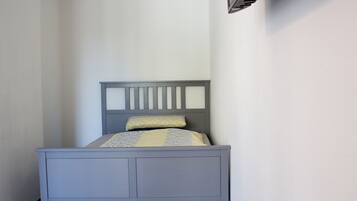 1 bedroom, desk, free WiFi