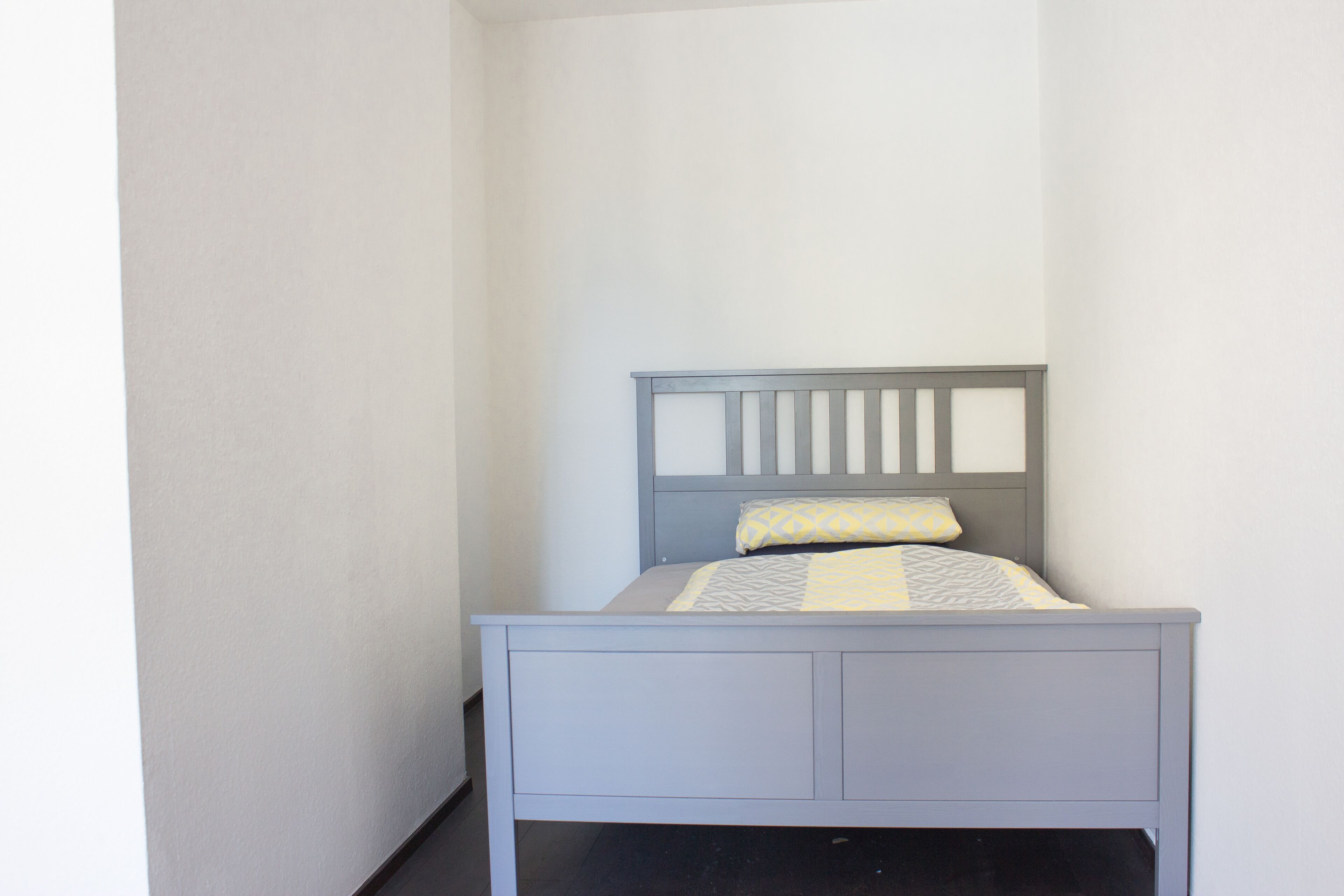 1 多间卧室、办公桌、免费 WiFi