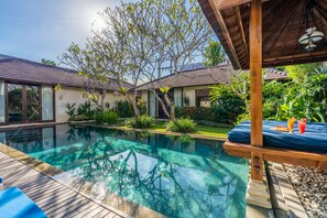 Pool - Two Bedroom Villa near Seminyak, 2 mnts walk to the Beach (Seminyak)