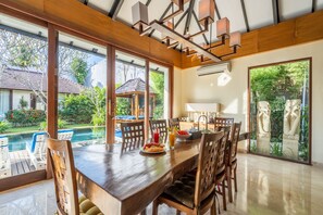 Dining - Two Bedroom Villa near Seminyak, 2 mnts walk to the Beach (Seminyak)