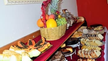 Petit déjeuner buffet compris tous les jours