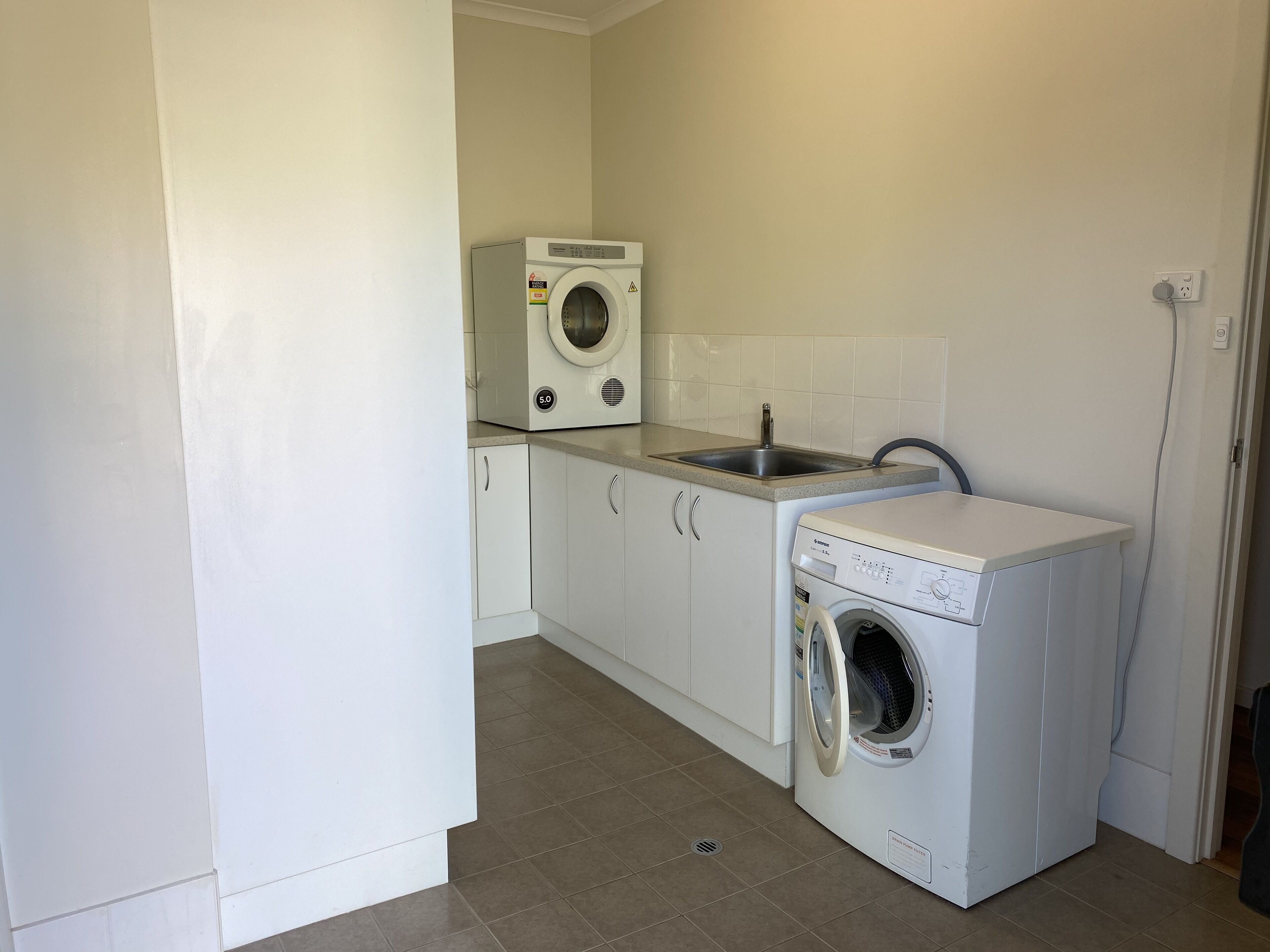 Juno Court Holiday Retreat — image 11