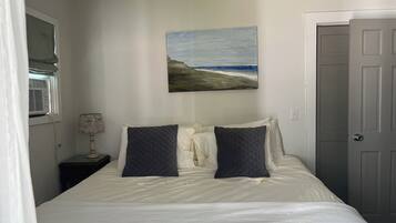 1 chambre, bureau, fer et planche à repasser, accès au Wi-Fi (inclus)