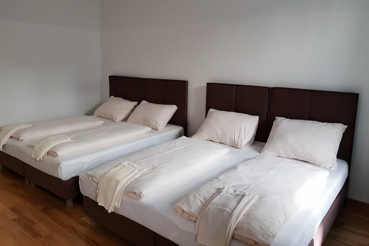 Apartamento, 1 quarto, para não fumantes (6 people) | Opções para refeição no quarto