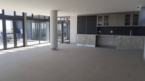 Nicht klassifiziertes Bild, 2 von 39, Schaltfläche