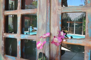 Property grounds - Castle for rent for events on Canoa Quebrada beach. (Aracati)