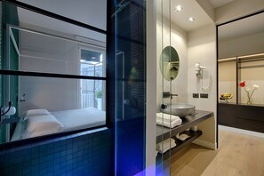 Doppia Exclusive | Biancheria da letto di alta qualità, minibar, una cassaforte in camera