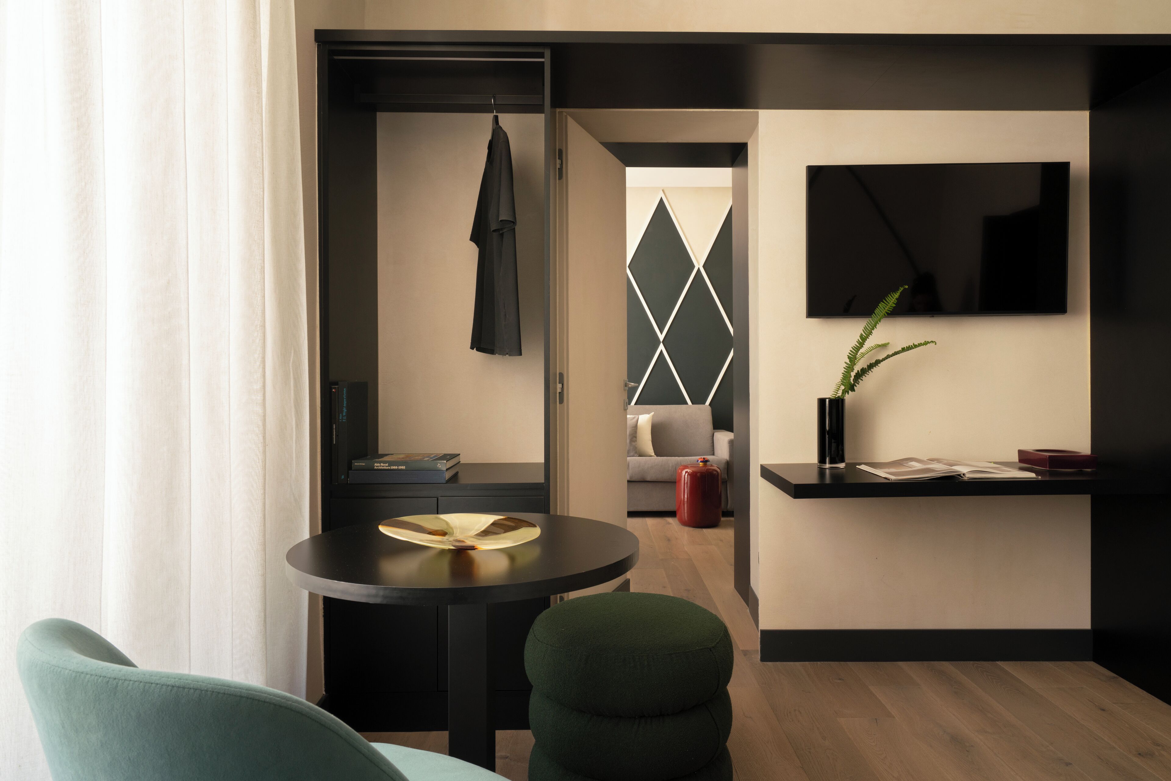 Superior-Zimmer | Hochwertige Bettwaren, Minibar, Zimmersafe, individuell dekoriert