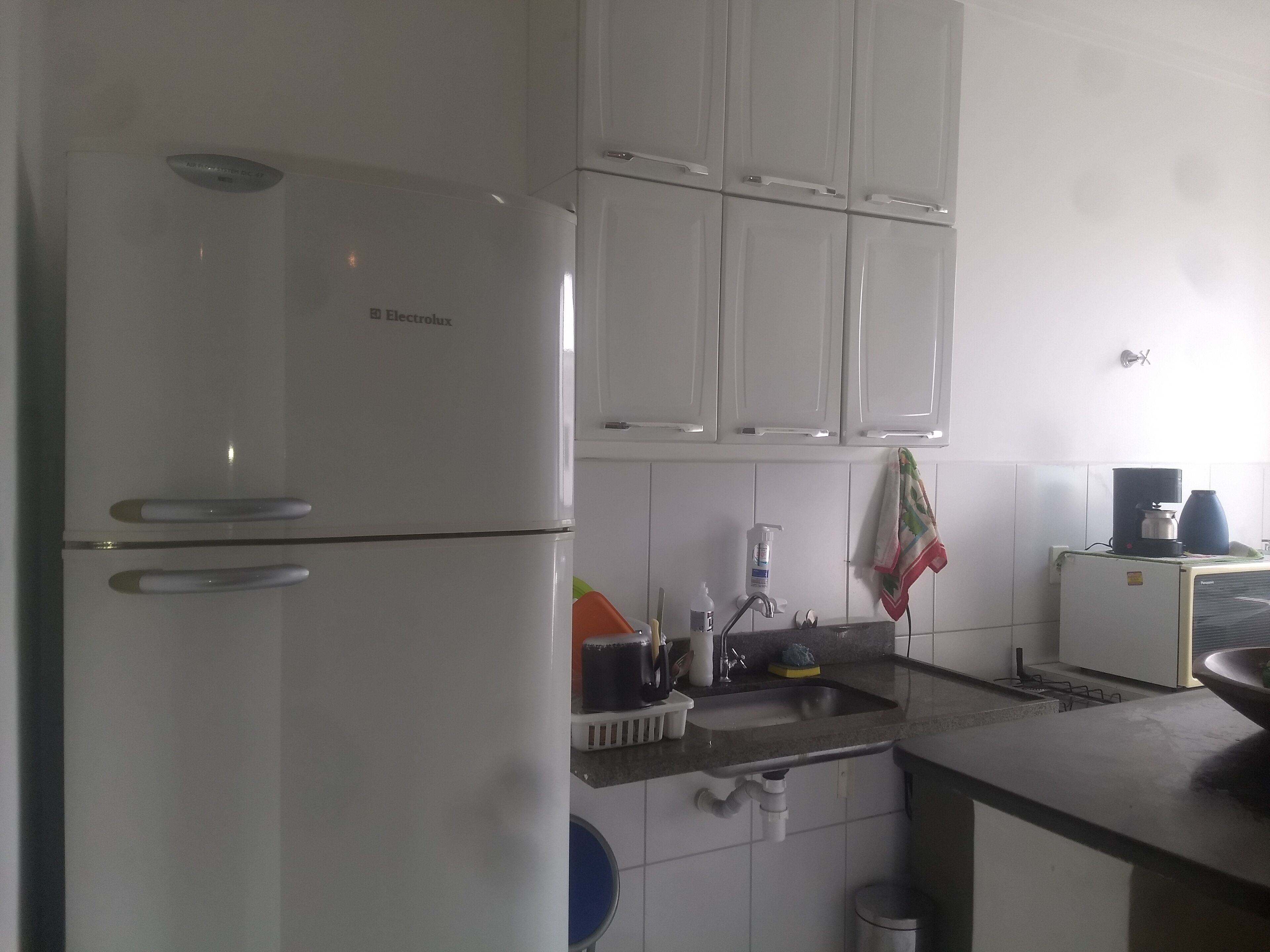 Refrigerador, microondas, horno y licuadora 
