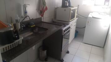 Fridge, microwave, oven, blender