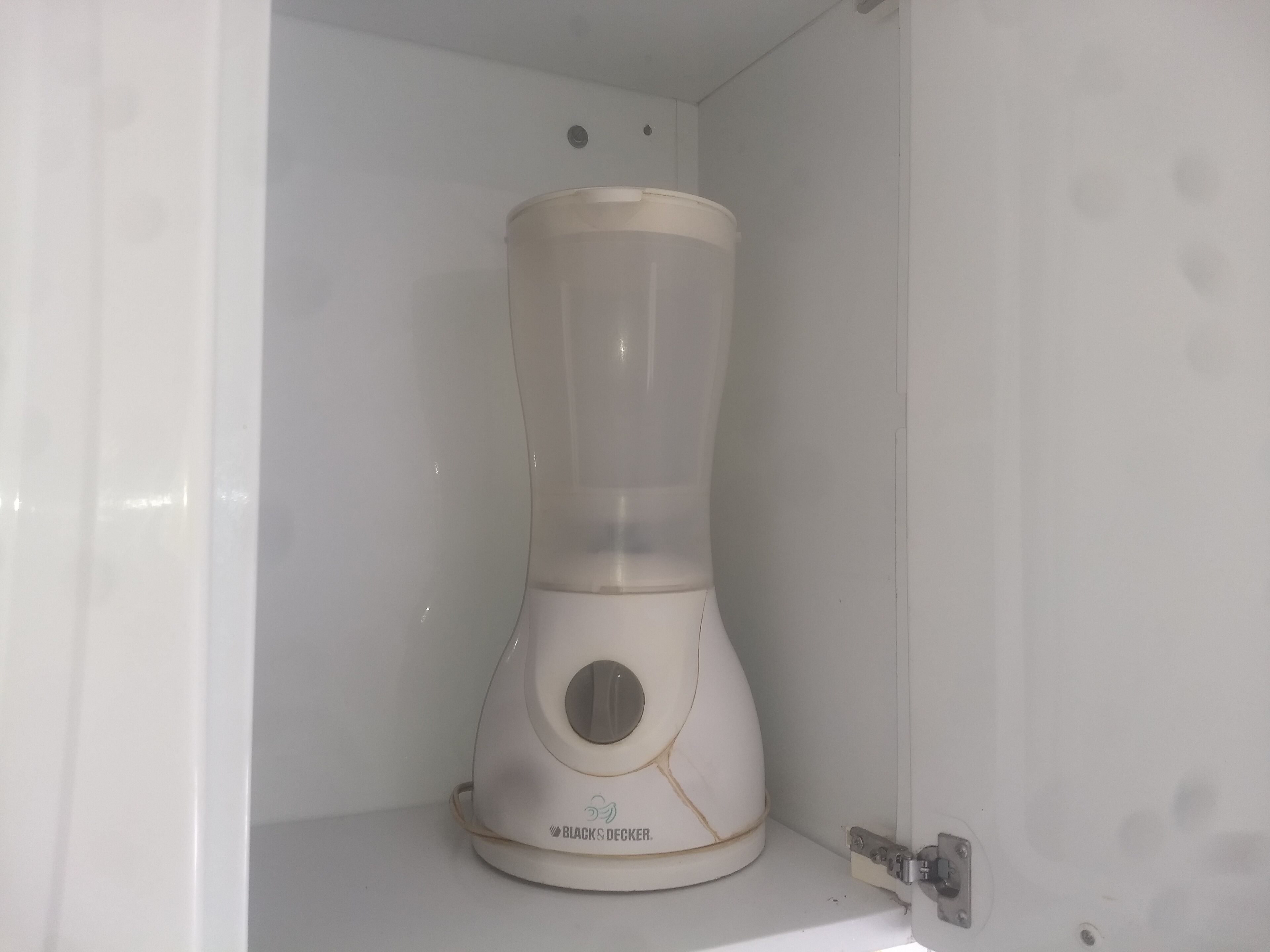 Secador de cabelo, toalhas de banho