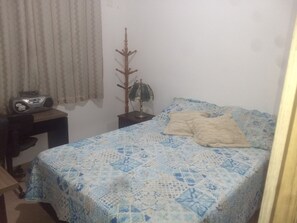 2 bedrooms, desk, iron/ironing board, WiFi - Beautiful apartment 10 minutes from the beaches of ES (Parque Res. Laranjeiras)