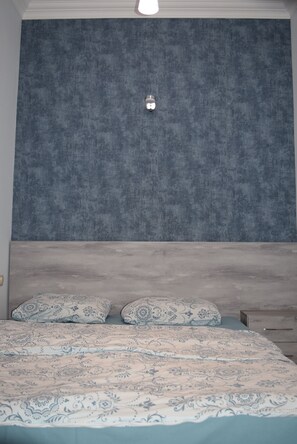 1 bedroom, iron/ironing board, WiFi, bed sheets - In the Moscow Cinema hall (Kentron)