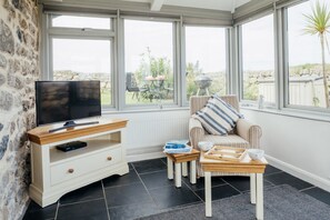 Hus | Oppholdsområde | Flatskjerm-TV og DVD-spiller