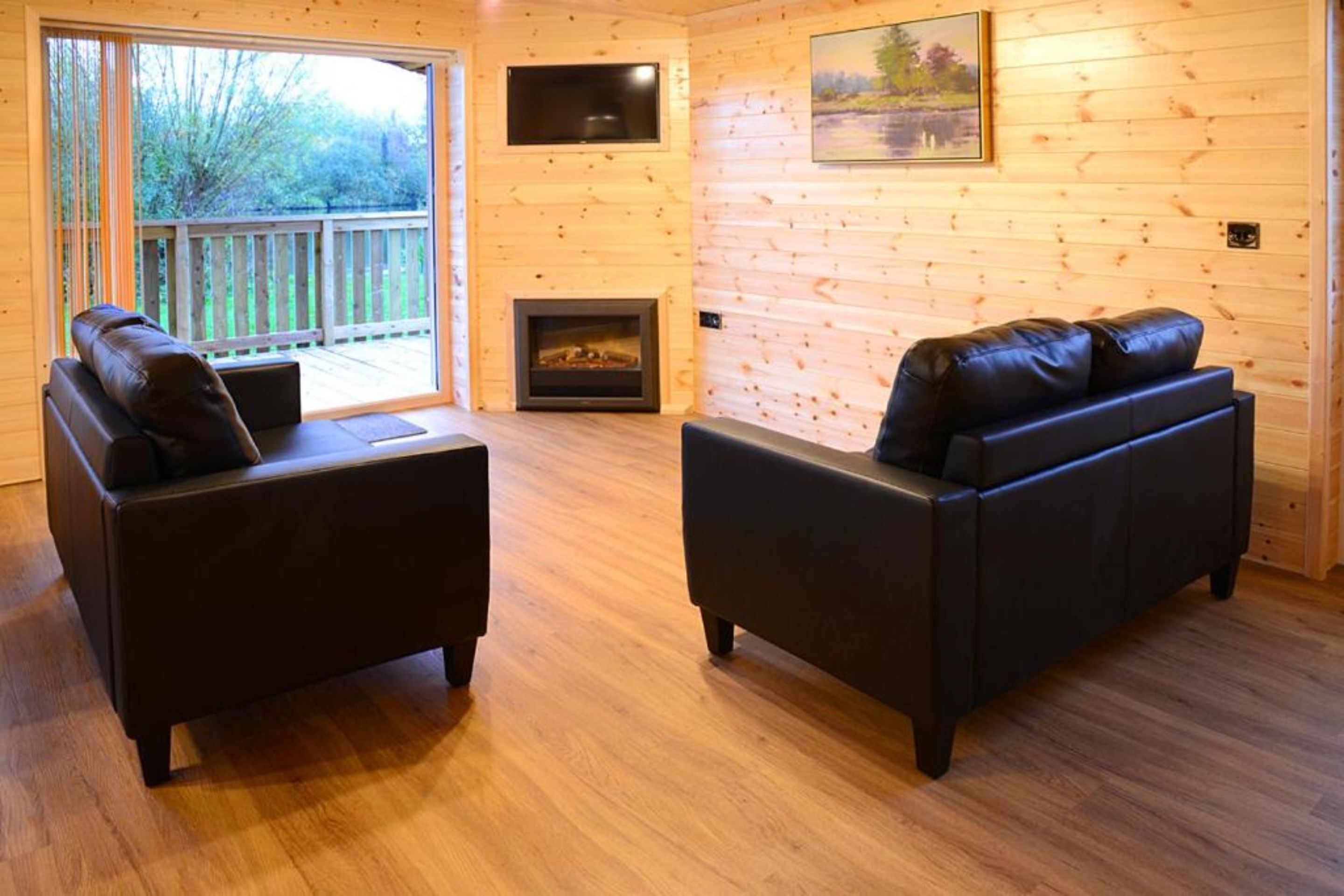 Lodge, 2 Bedrooms (Larch Parkside) | Living room | Flat-screen TV
