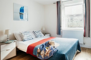 3 habitaciones, cuna de viaje, wifi gratis y ropa de cama 