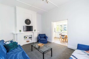 TV, DVD player, offices
