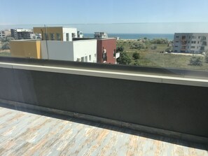 Property grounds - Beautiful SeaSide Apartments (Mamaia-Sat)