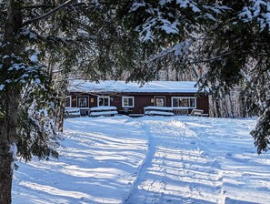 Exterior - Amenities & Resort Access Included, Cabin 6 (Phelps)