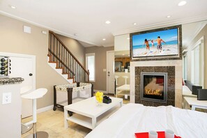 2 chambres, literie de qualité supérieure, bureau