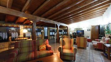 Sala de estar en el lobby