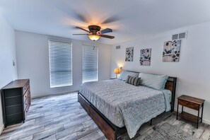 3 dormitorios, tabla de planchar con plancha, wifi gratis y ropa de cama