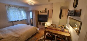 Appartement (Wohnung 2) | 1 chambre, literie hypoallergénique, fer et planche à repasser