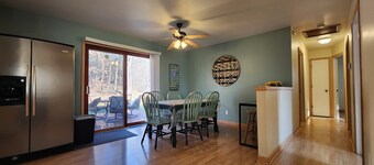 Wisconsin Dells Family Getaway - 'Sunflower' at Spring Lake / '100 Acre Woods'