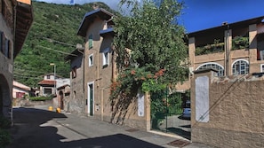 Exterior - La Rampichina (Borgofranco d'Ivrea)