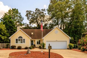 Exterior - SPECTACULAR PINEHURST #5 GOLF VIEW VILLA  (Pinehurst)