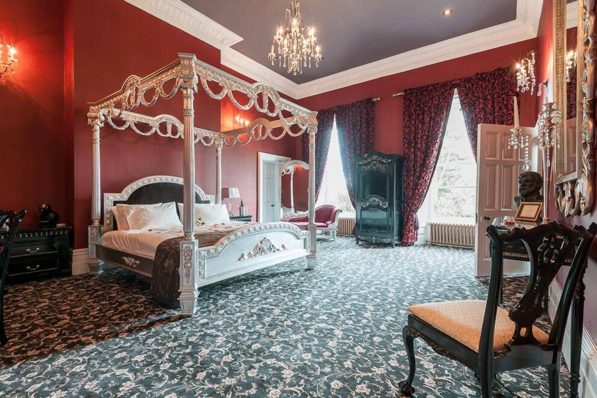 Executive Double Room | Individually decorated, individually furnished, desk, free WiFi