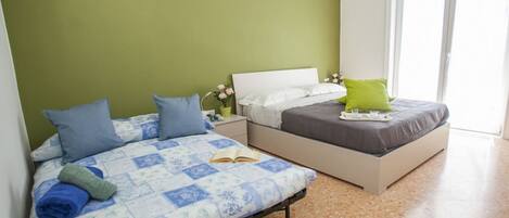 1 bedroom, iron/ironing board, WiFi, bed sheets